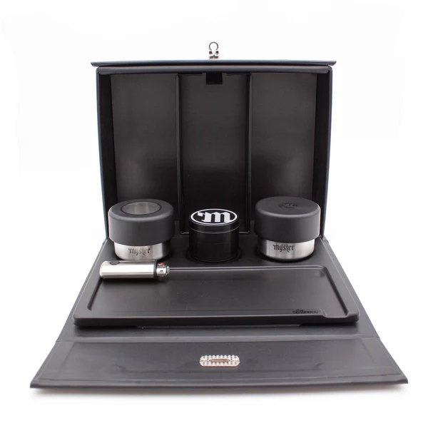 MYSTER LIMITED EDITION BLACKED OUT STASHTRAY BUNDLE 1 MYSTER LIMITED EDITION BLACKED OUT STASHTRAY BUNDLE