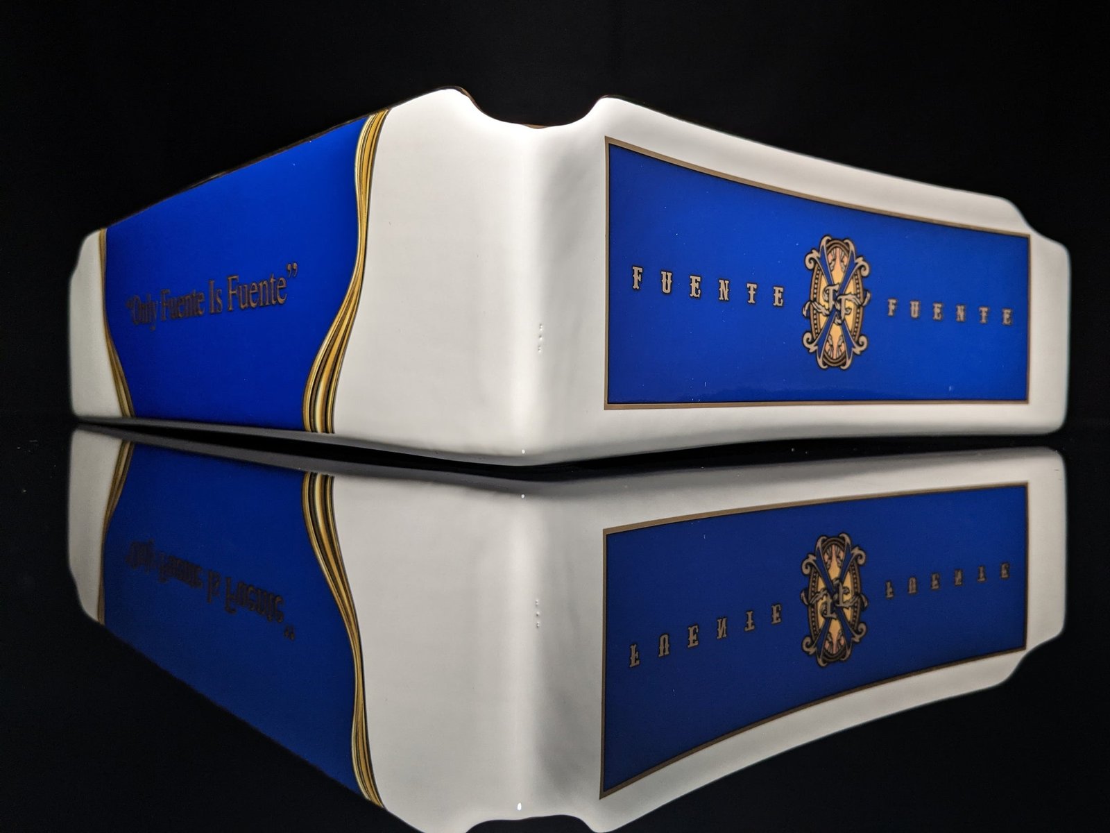 Arturo Fuente Opus X 20th Anniversary Cigar Ashtray 11 Arturo Fuente Opus X 20th Anniversary Cigar Ashtray - Image 11