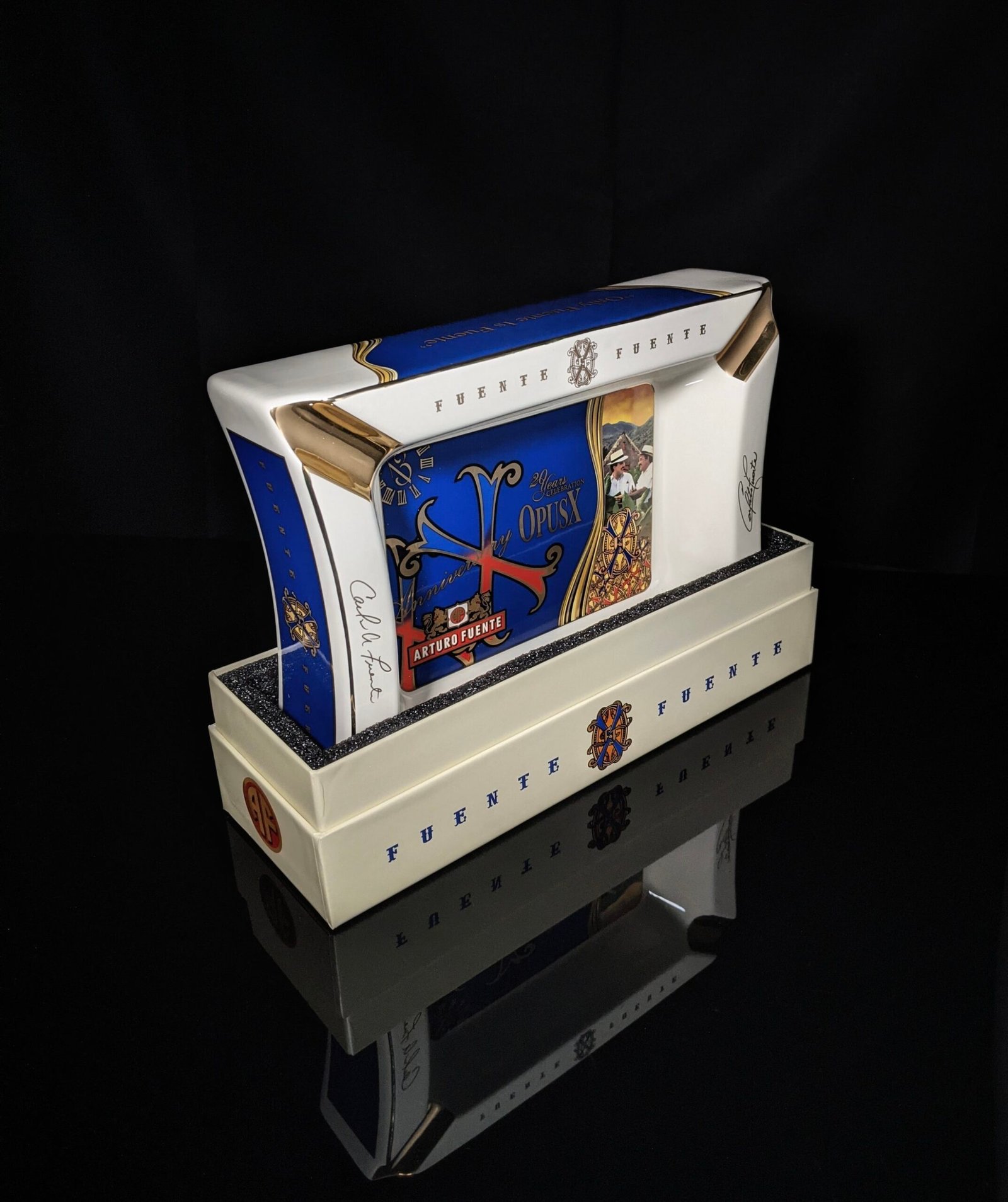 Arturo Fuente Opus X 20th Anniversary Cigar Ashtray 9 Arturo Fuente Opus X 20th Anniversary Cigar Ashtray - Image 9